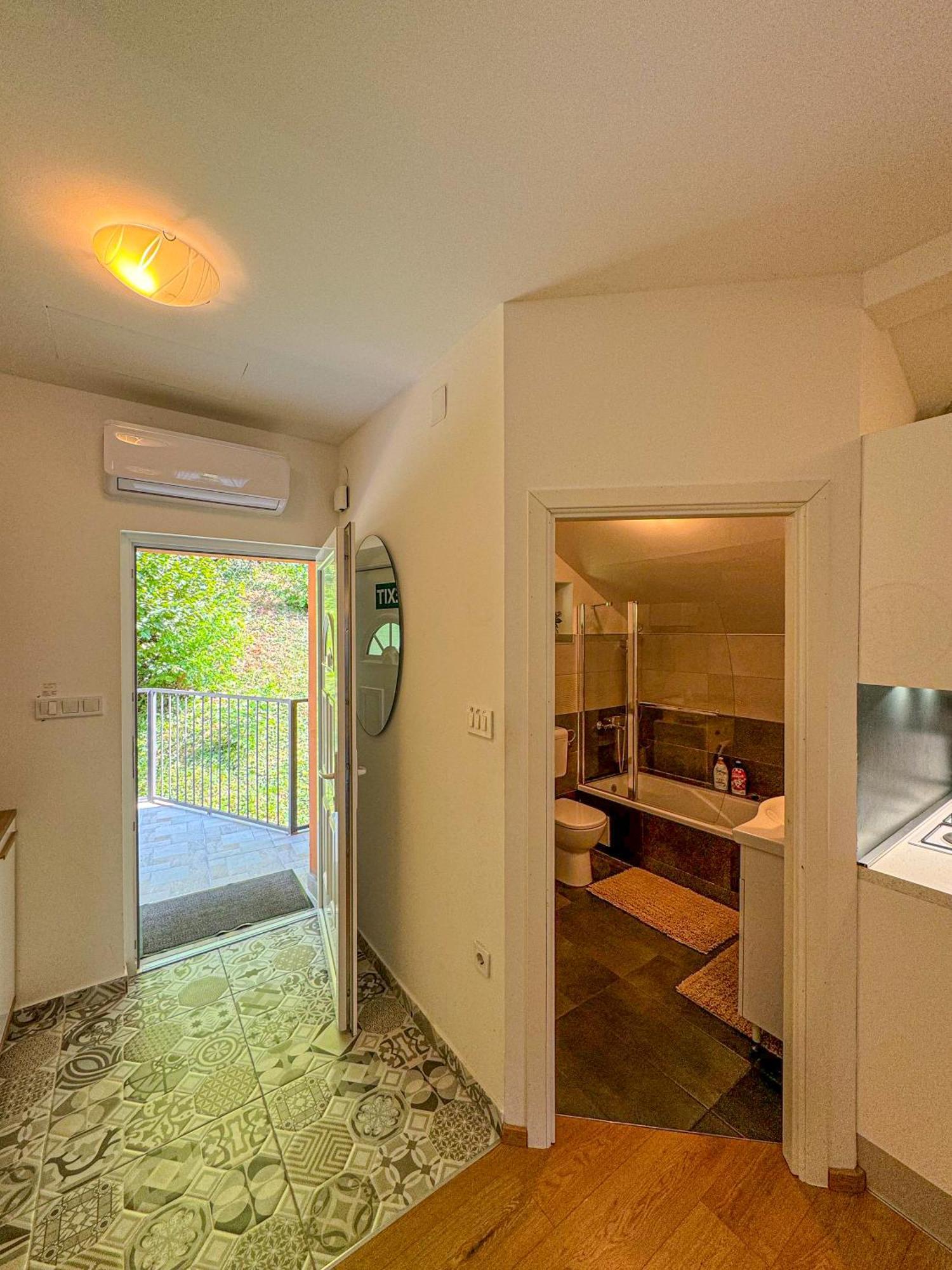 Apartman Mibel Zagrzeb Zewnętrze zdjęcie