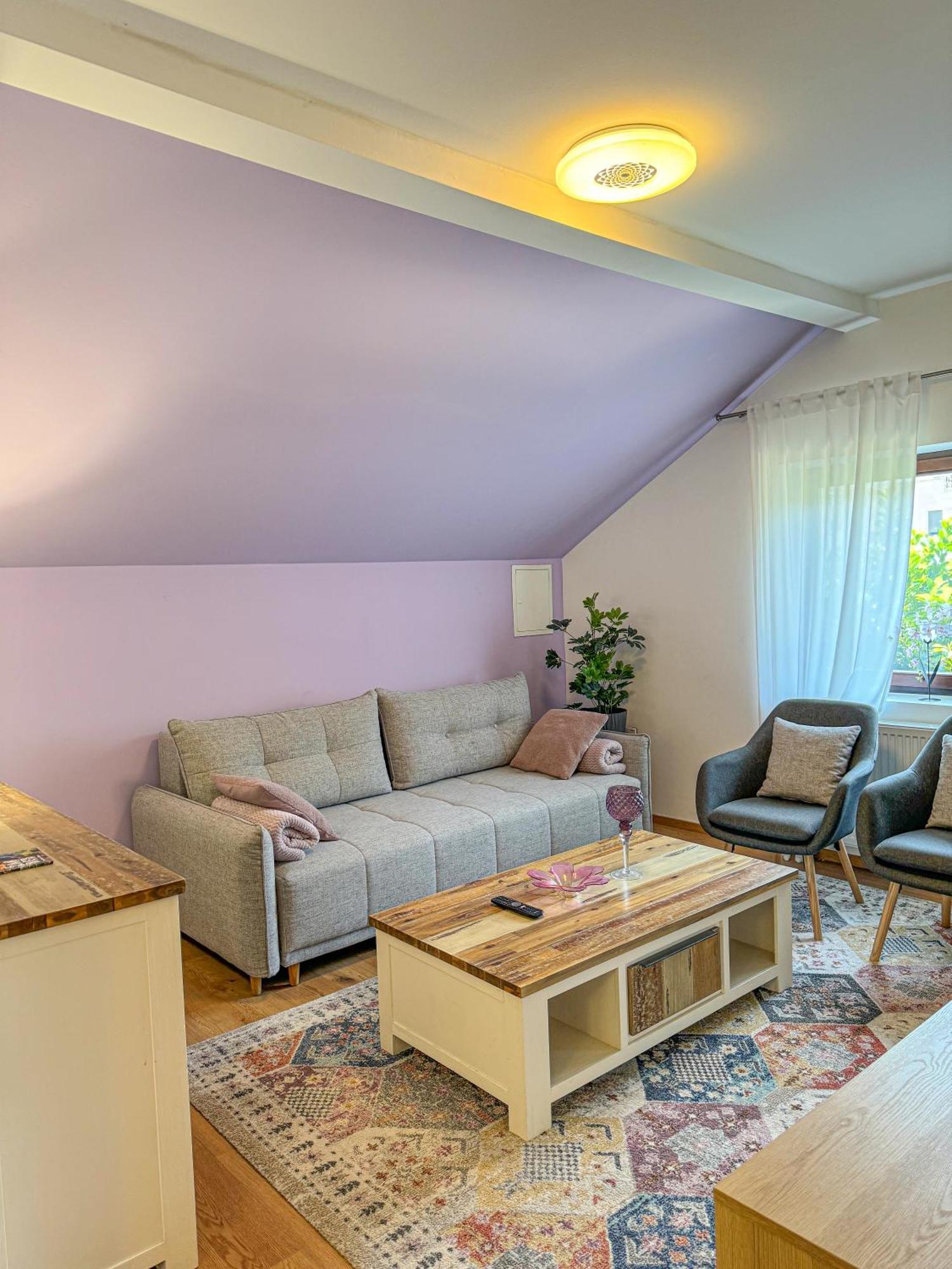 Apartman Mibel Zagrzeb Zewnętrze zdjęcie