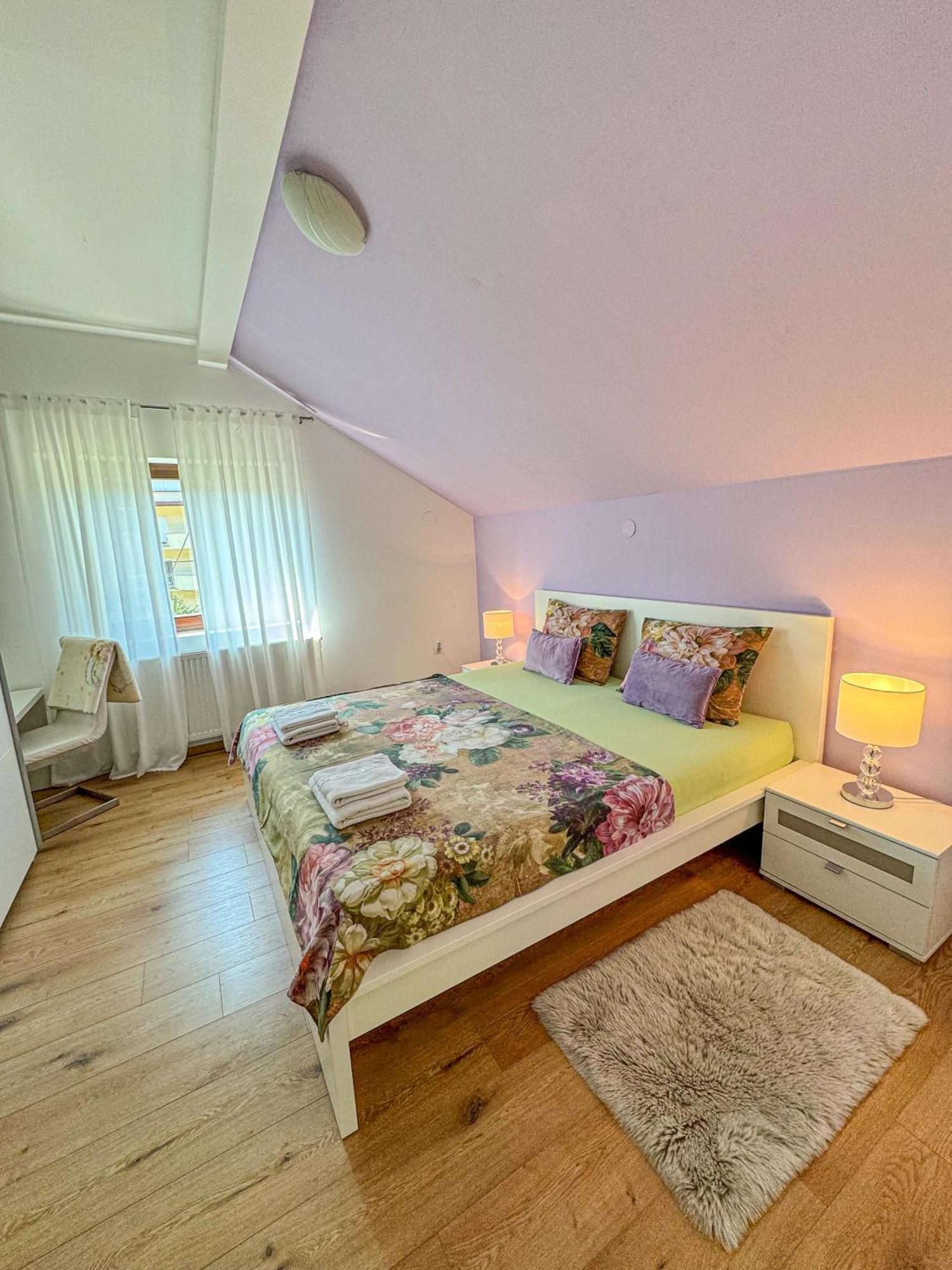 Apartman Mibel Zagrzeb Zewnętrze zdjęcie