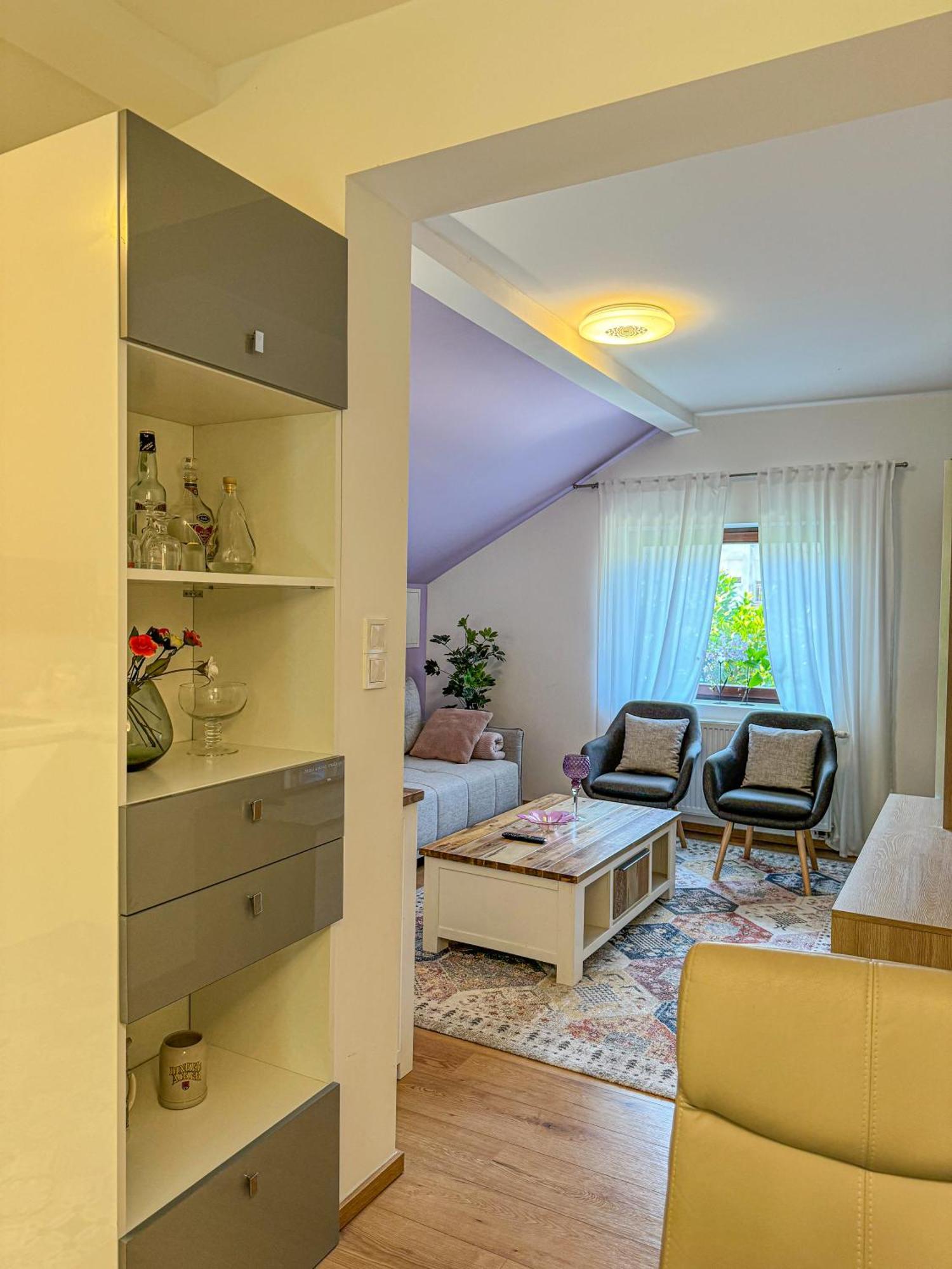 Apartman Mibel Zagrzeb Zewnętrze zdjęcie